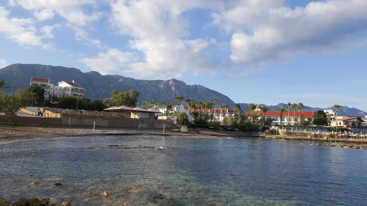 トップセット ホテル Agios Georgios  エクステリア 写真
